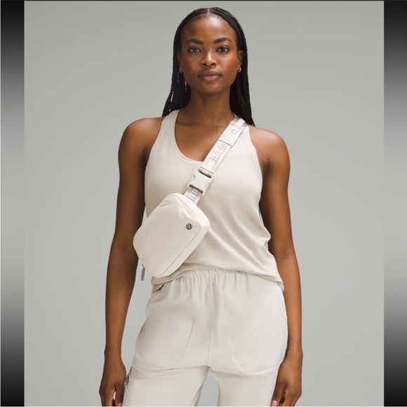 NWT- Lululemon- Everywhere Belt Bag W/ Wordmark Strap- Cream/Beige/Off White - Picture 8 of 16